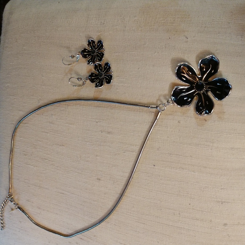Necklace set